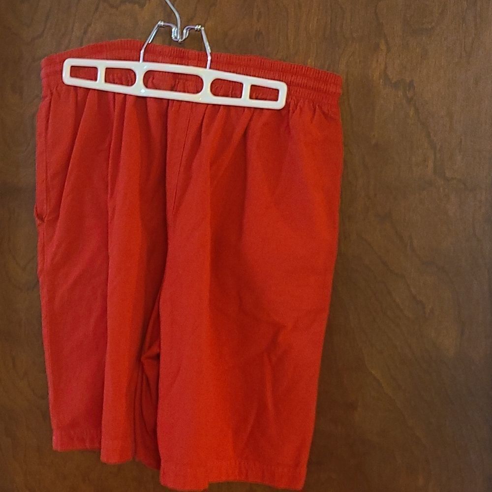Large EZ Gear Red Shorts - Picture 5 of 7